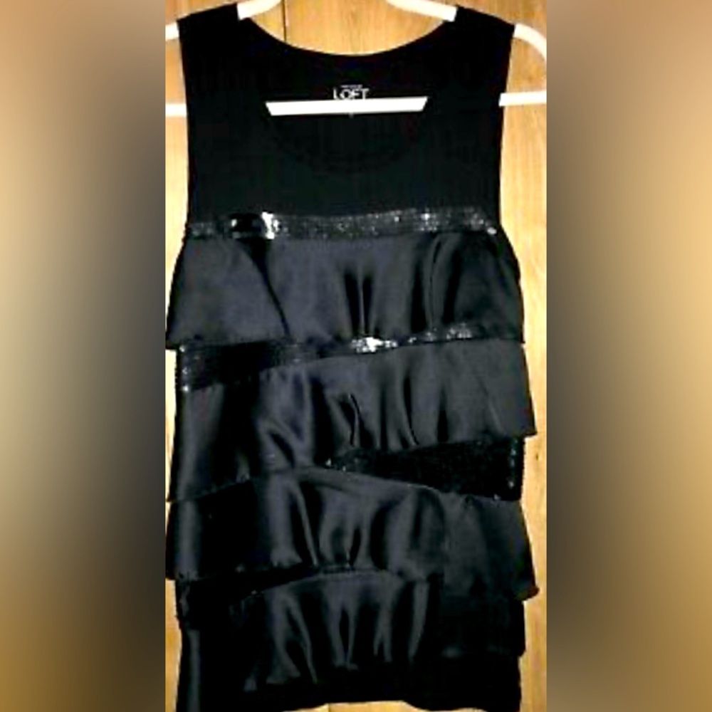 LOFT Black Sleeveless Ruffled black Sequin Blouse SZ Small